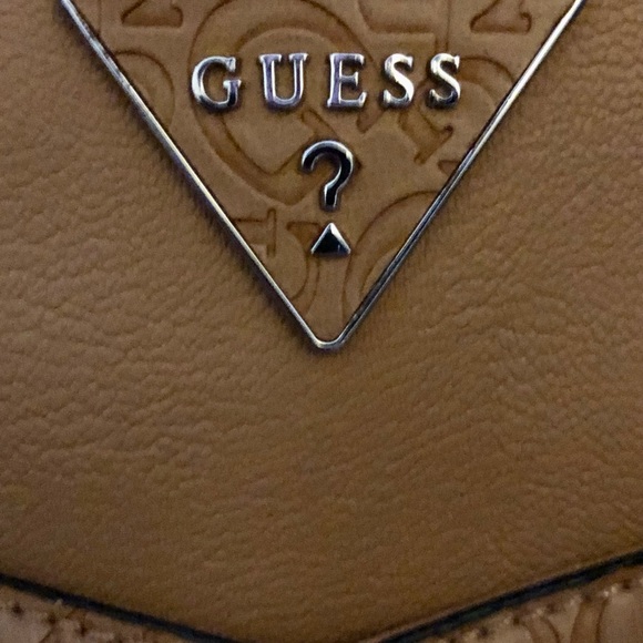 Guess Logo Embossed Carry-All - Picture 8 of 11